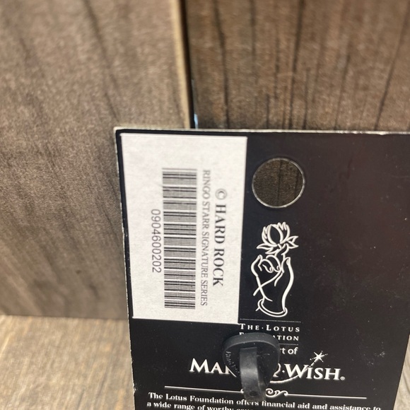 Hard Rock Cafe Pin - Ringo Starr Peace Love Tampa Florida LE Sig Series 28 - Picture 4 of 5